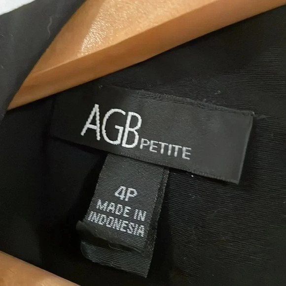 *Final Price* NWT Little Black Dress 4P Stretchy Sophisticated - Picture 4 of 5